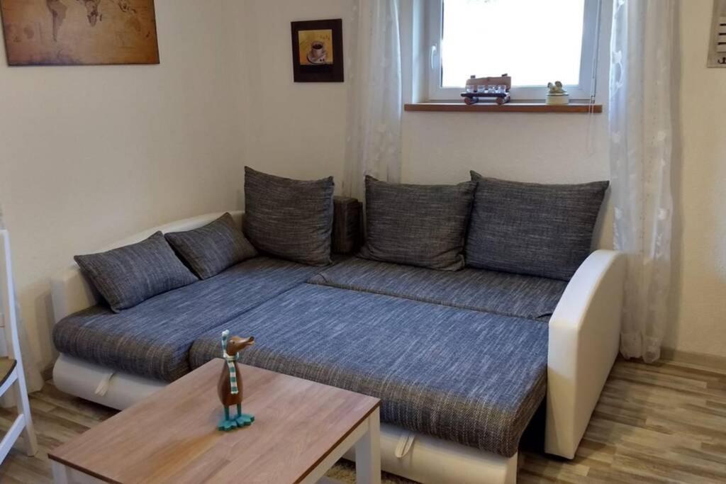 Ruhige Ferienwohnung Inklusive Garten Souterrain - Neu Renoviert Lachen Exteriér fotografie