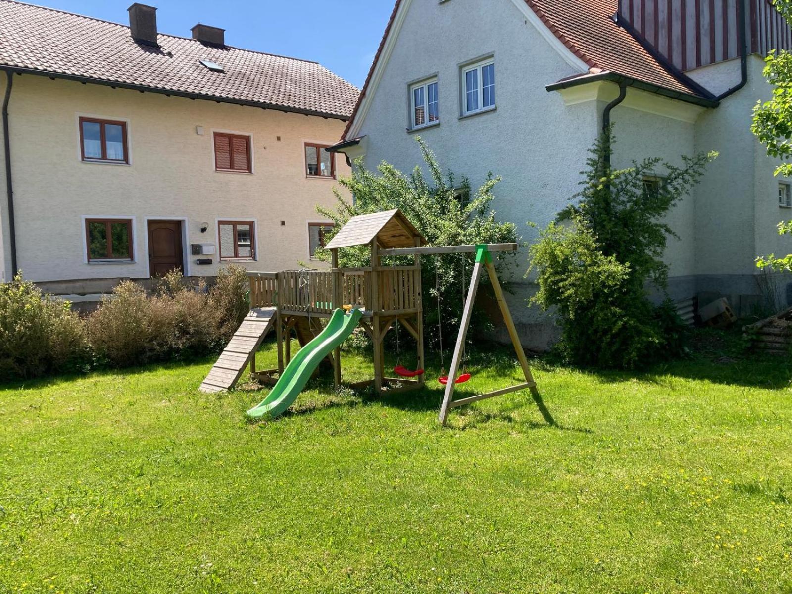 Ruhige Ferienwohnung Inklusive Garten Souterrain - Neu Renoviert Lachen Exteriér fotografie